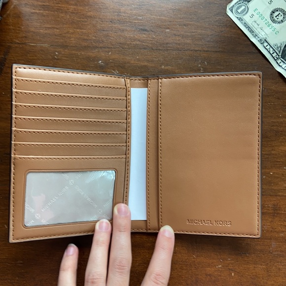 SOLD Michael Kors fold passport cardholder wallet - Picture 3 of 9